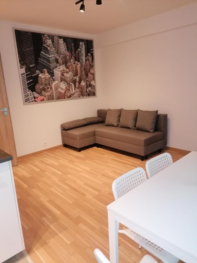 Brand New Two Room Apartment #26 With Free Secure Parking Close To Center Praha Eksteriør bilde